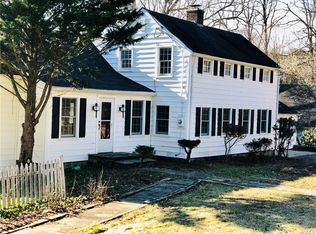 27 Kelly Rd, Carmel, NY 10512