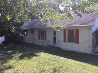 2602 Church St, Columbus City, IA 52737