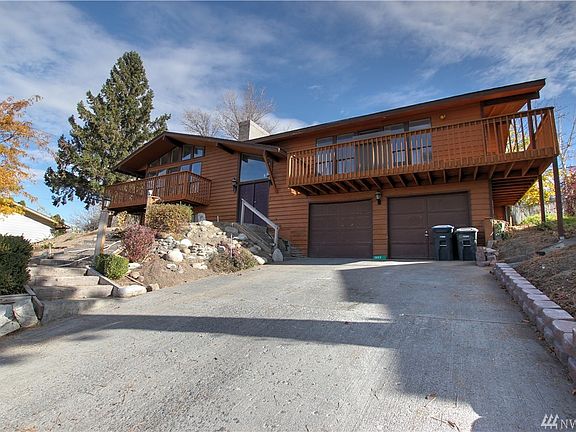 2nd image of 2025 S Beaumont Dr
