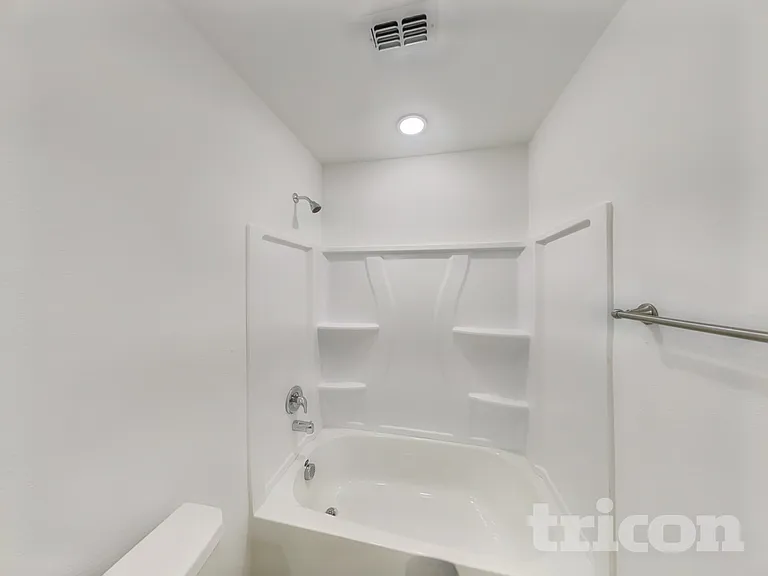 2602 Vavra Ln — Photo 14