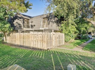 291 Woodland Rd, Palm Springs, FL 33461