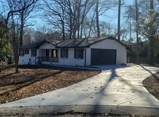 841 Woods Ct, Lawrenceville, GA 30044