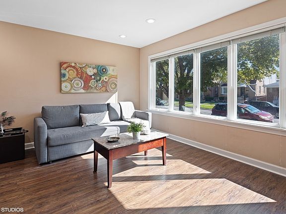 2nd image of 5016 N Mango Ave Floor 1