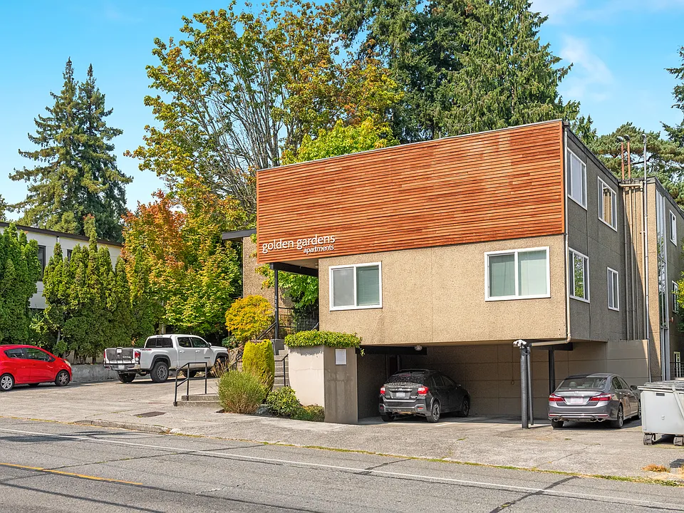 Golden Gardens Apartments