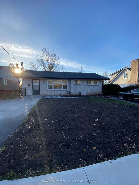 Peterborough House for rent - 3 Bedrooms — photo 4
