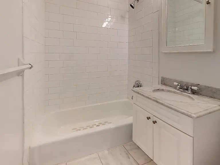 118 E 92nd St #4D — Photo 6