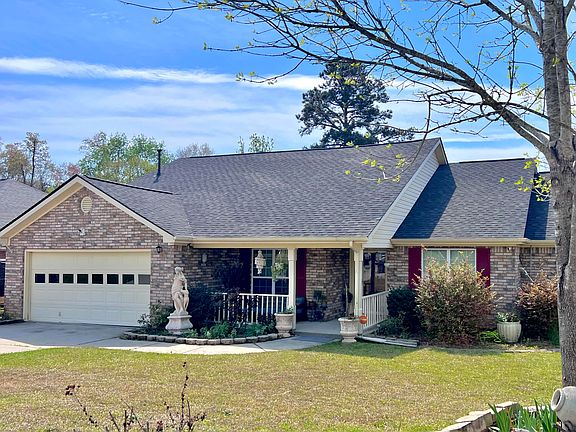 3rd image of 932 Cannock Street