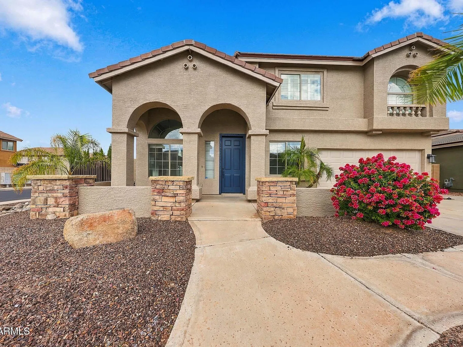 5 bed, 2.5 bath, 2747 sqft, $3,495 — Photo 3