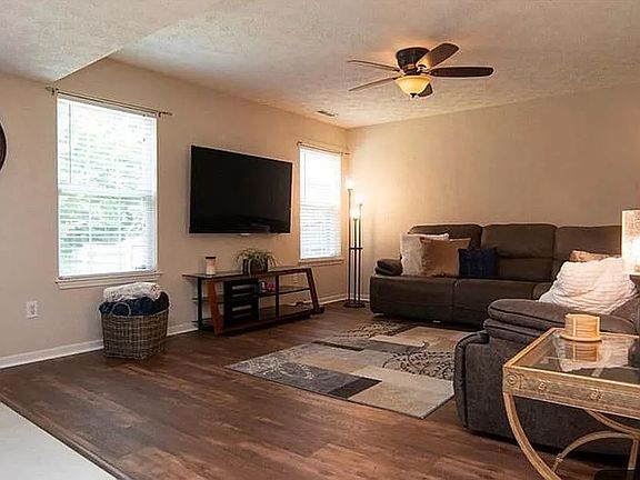4th image of 4316 Trace Wood Dr
