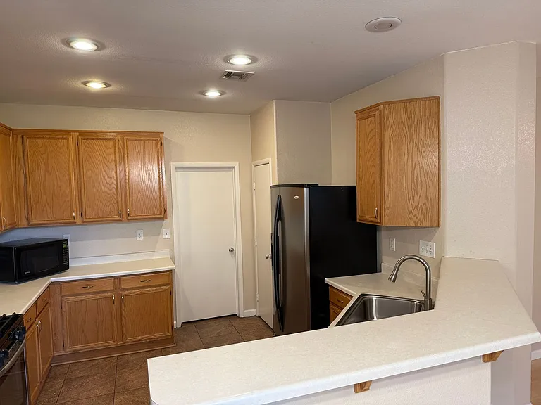 1358 Grass Creek Ave #1 — Photo 5