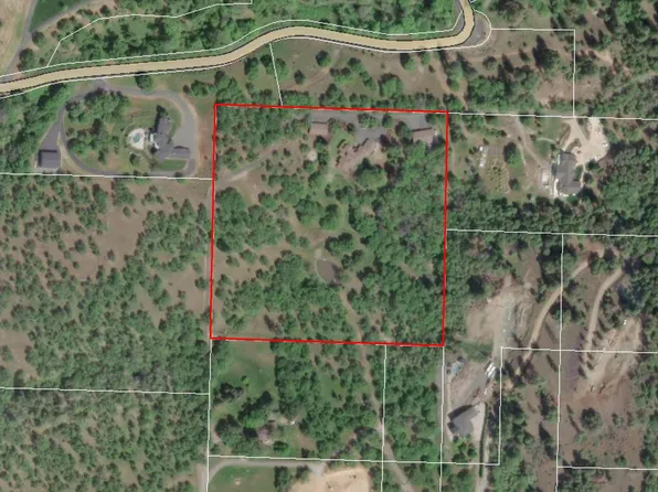 383 NE Ausland Dr, Grants Pass, OR 97526