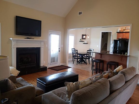 Living room to kitchen