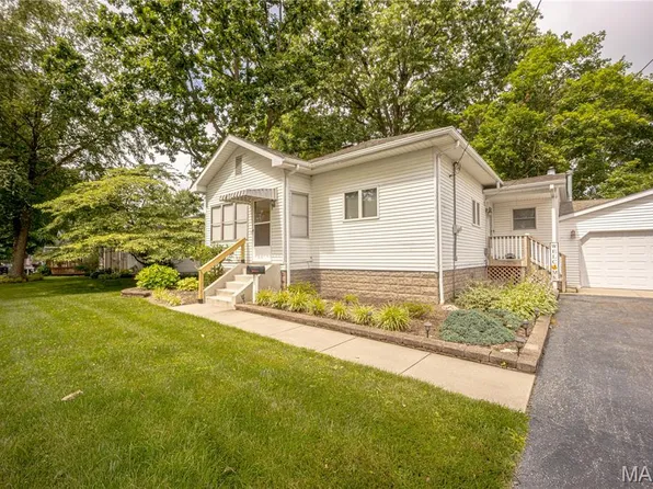 1615 Duncan Ave, Swansea, IL 62226