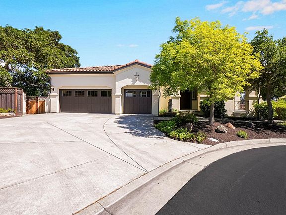 2nd image of Donald Ridge Court