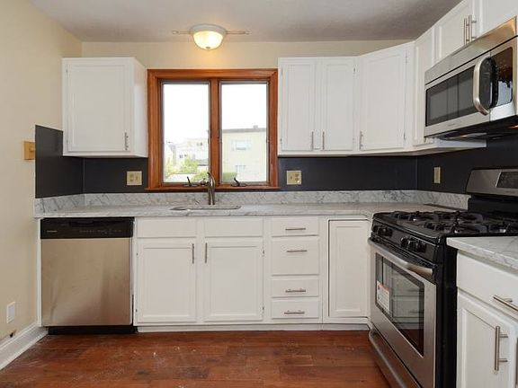5th image of 266 Crescent Ave #3A