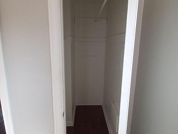 4th image of 170 S Avenue 53 #1