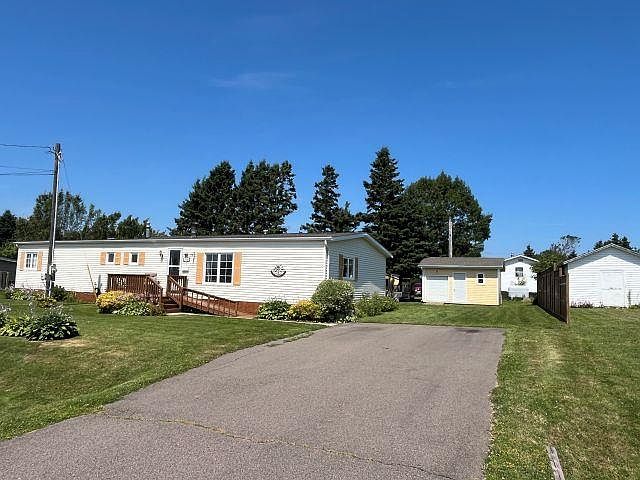 1st image of 739 Starling St