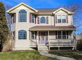 200 Ferncroft Rd, Somerset, MA 02726