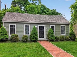 106 Fort Hill St, Hingham, MA 02043
