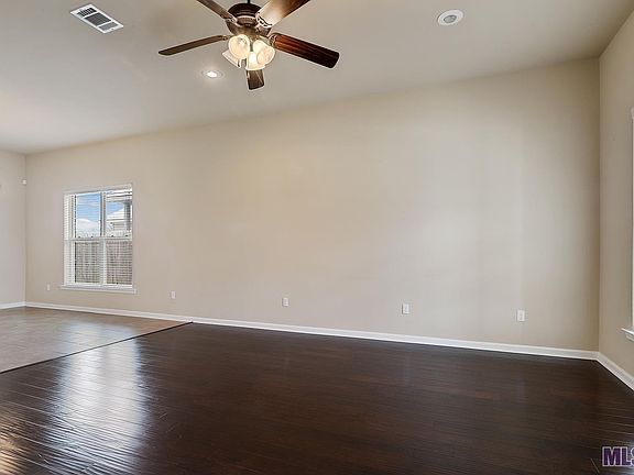 4th image of 42473 Tigers Eye Stone Ave