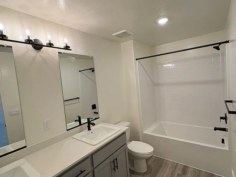 4005 W Babcock Ave — Photo 42