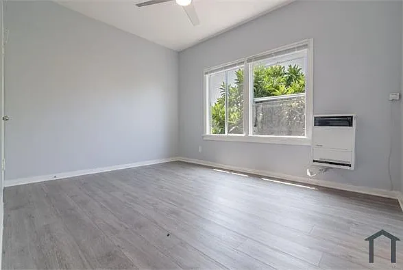2622 Brighton Ave #8 — Photo 5