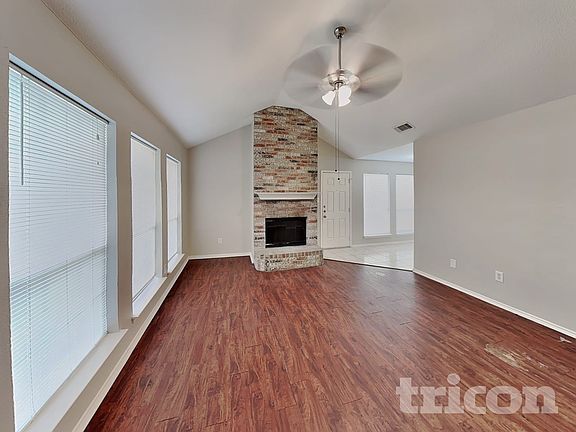 3rd image of 2709 Star Ave