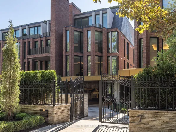 7 Dale Ave #205, Toronto, ON M4W 1K2