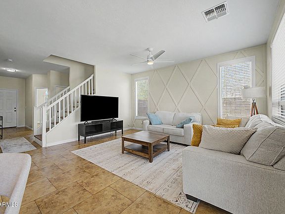 5th image of 2527 S 89TH Drive