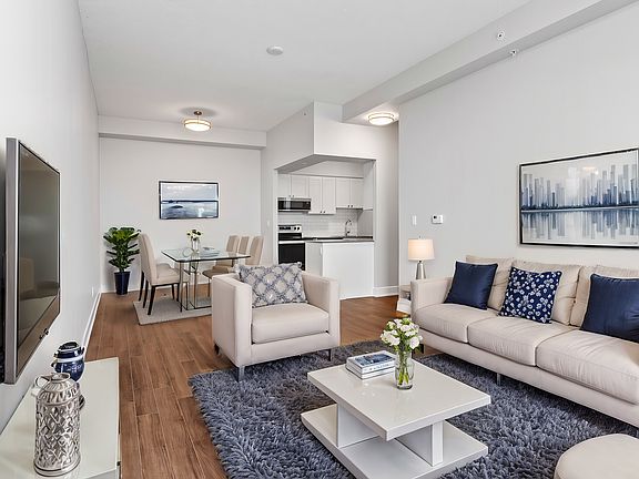 4th image of 725 Highway 15 #2-Bedroom