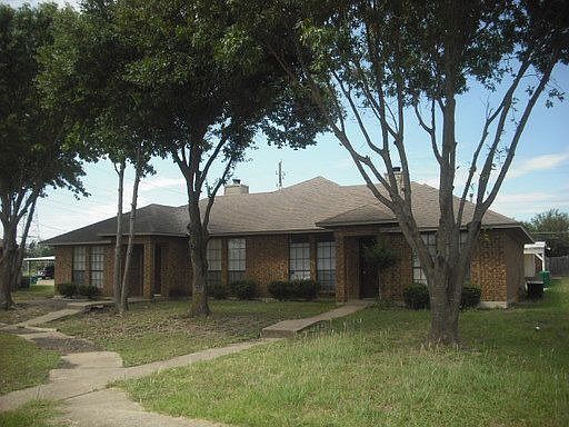 1st image of 1743 Creekview Dr