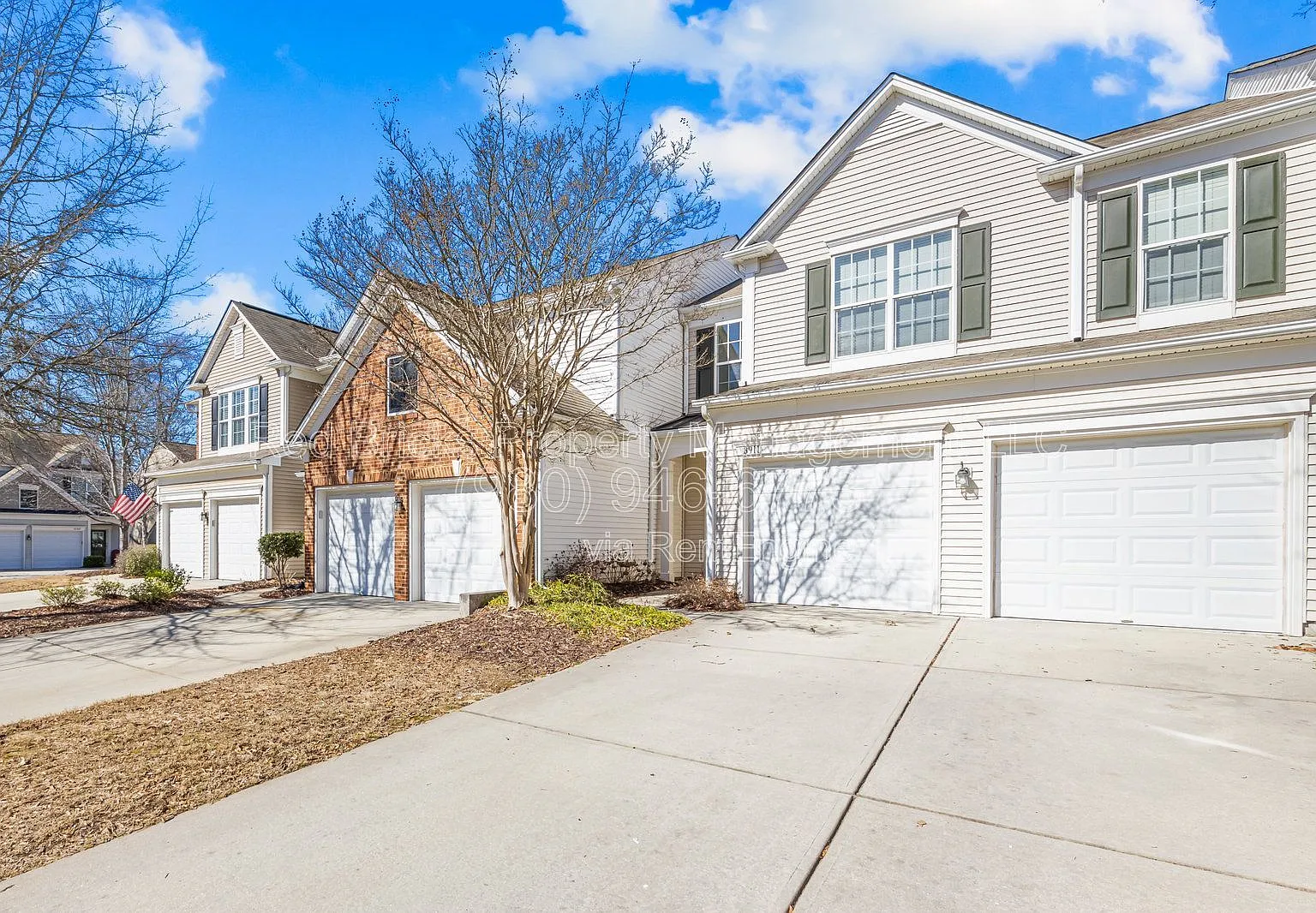 3 bed, 2.5 bath, 1670 sqft, $2,395 — Photo 3