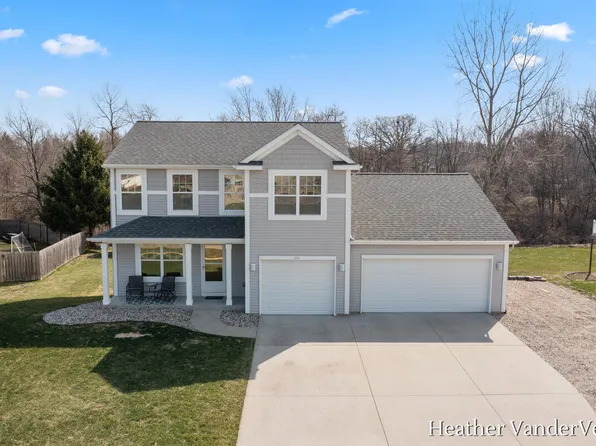 6286 Sheldon Dr, Hudsonville, MI 49426