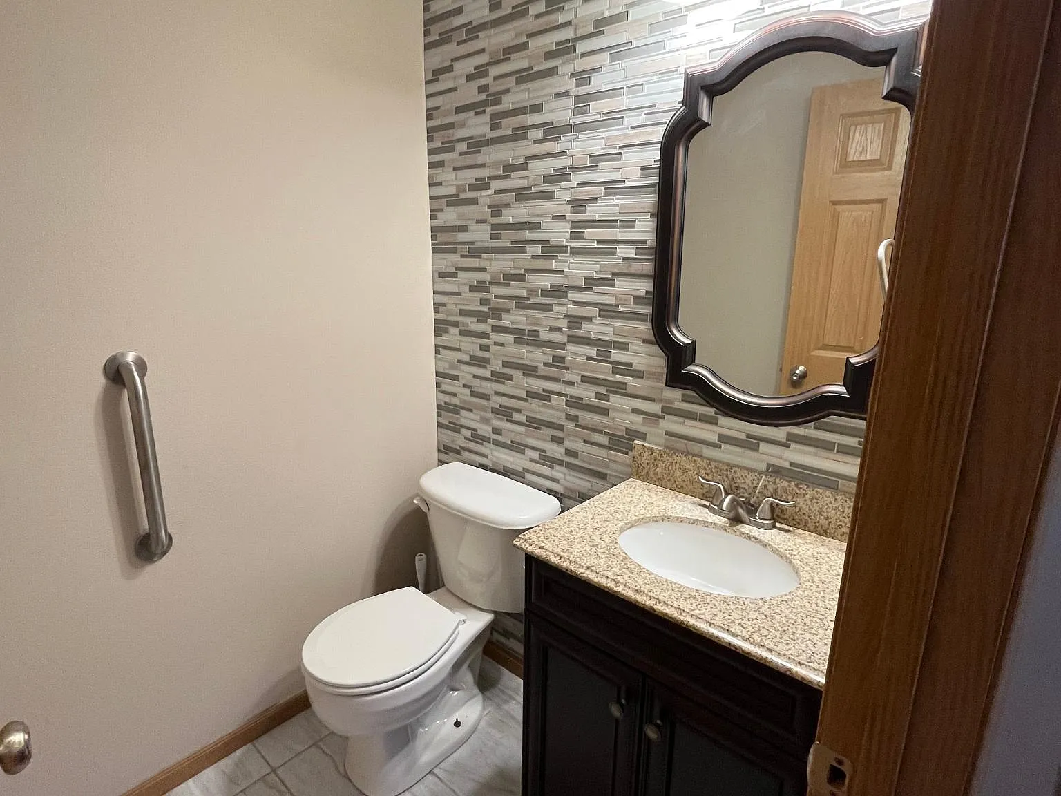 432 Cedar Pl — Photo 3