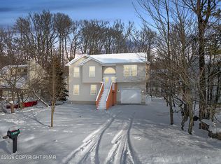 4580 Briarcliff Ter, Tobyhanna, PA 18466