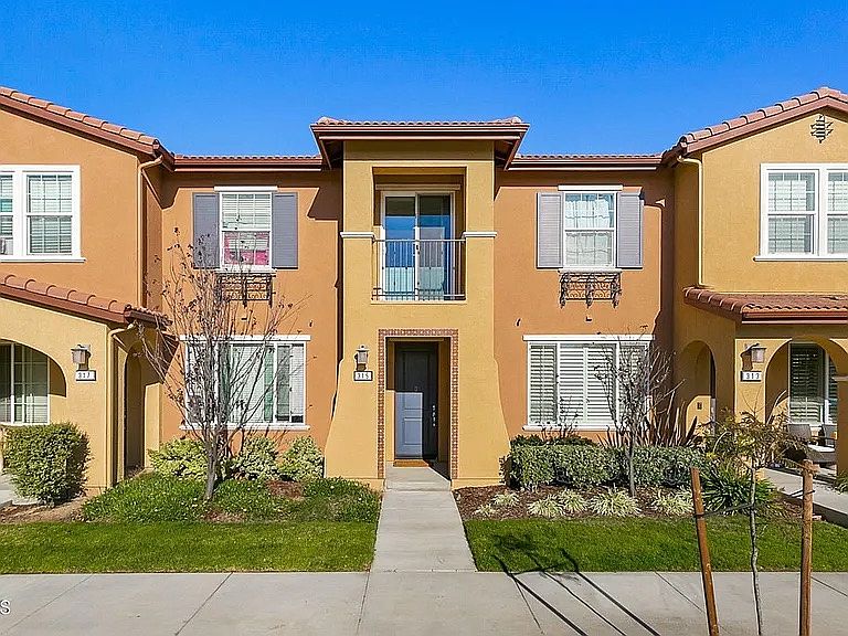 1st image of 315 American River Ct