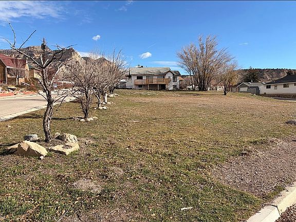 4th image of 47 B St