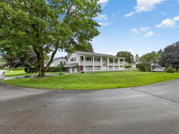 17 Sherman Pl, Clinton, NY 13323