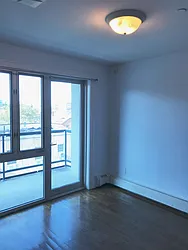 Rented by Flatiron Real Estate Advisors LLC