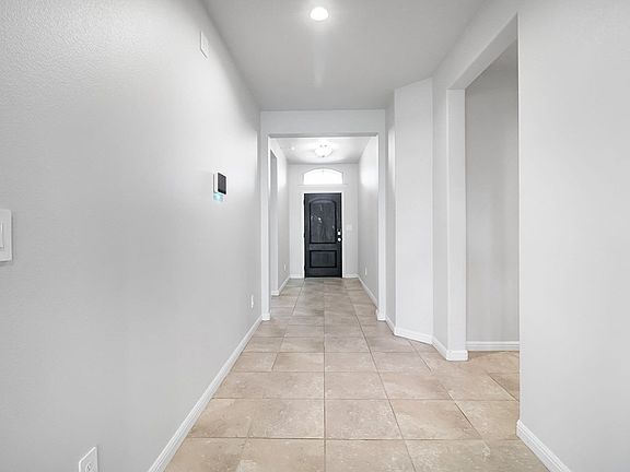 2nd image of 7131 Saguaro Rd