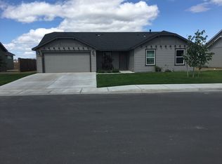 5922 Rio Grande Ln, Pasco, WA 99301