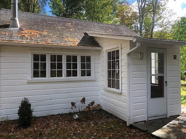 18 Mink Hollow Rd — Photo 3