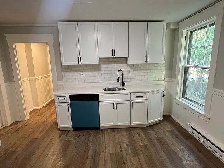 79 Dresser St #1 — Photo 5