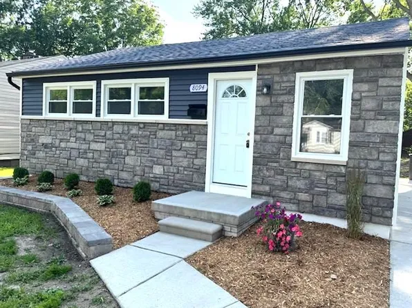 8094 Elm St, Taylor, MI 48180