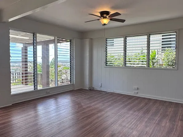 1701 Skyline Dr, Honolulu, HI 96817