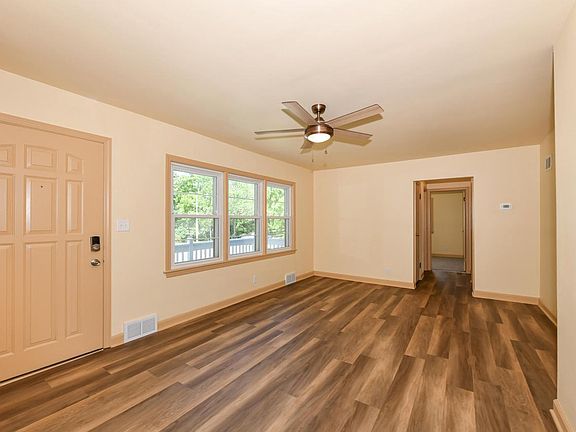4th image of 3662 S Brust AVENUE