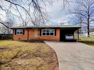 609 S 4th Ave, Chatsworth, GA 30705