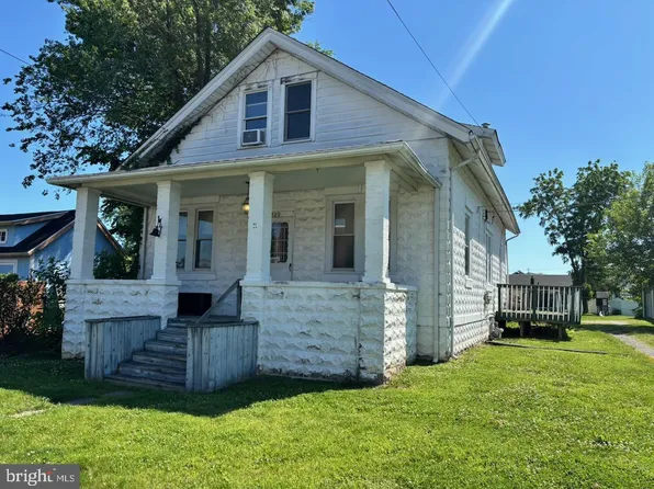 225 Centre St, Penndel, PA 19047