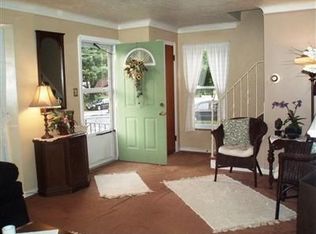 2903 Hampton Rd, Rocky River, OH 44116