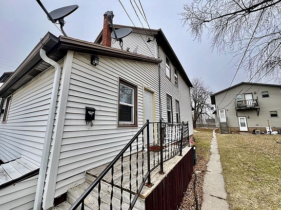 2nd image of 1713 Erie Ave